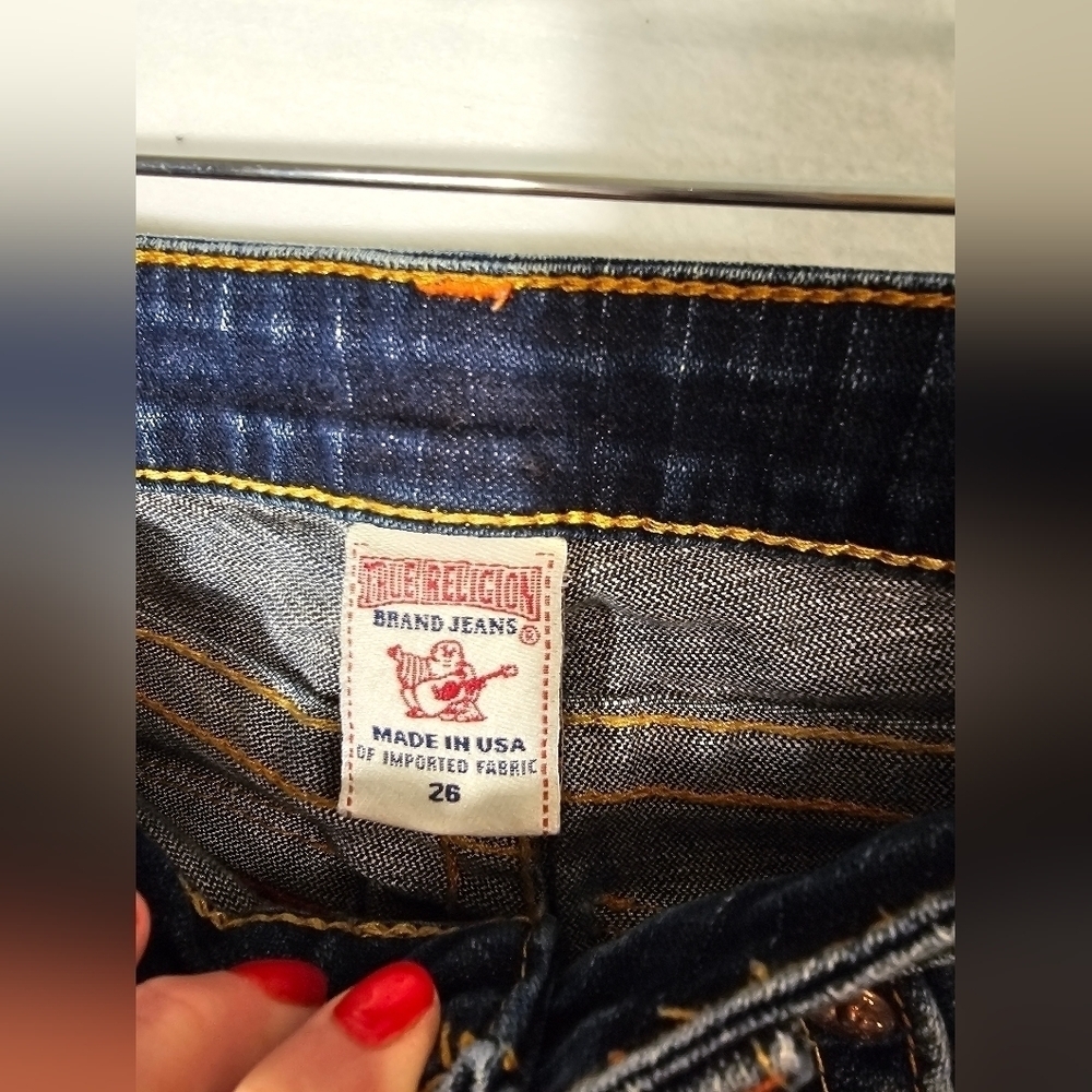 True Religion Sophie Distressed Denim Shorts Women's Size 26 - Picture 2 of 9